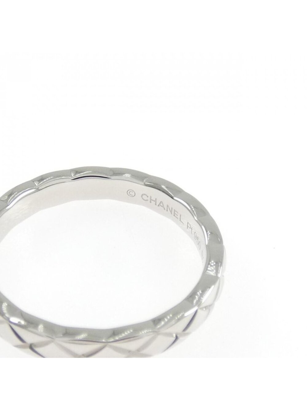Chanel Coco Crush Small Ring - Picture 4 of 5